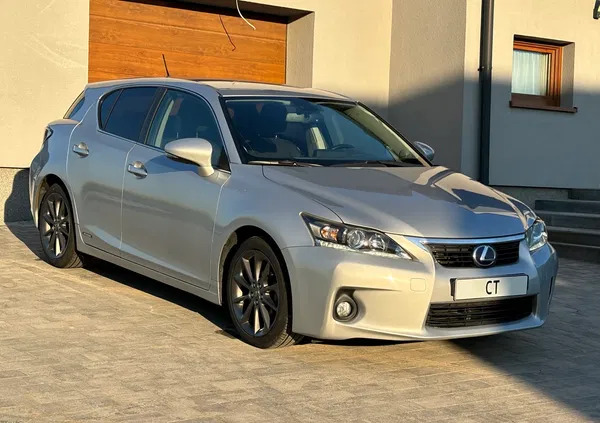 lexus Lexus CT cena 43500 przebieg: 230000, rok produkcji 2011 z Poznań